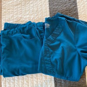 Greys Anatomy Scrub Set